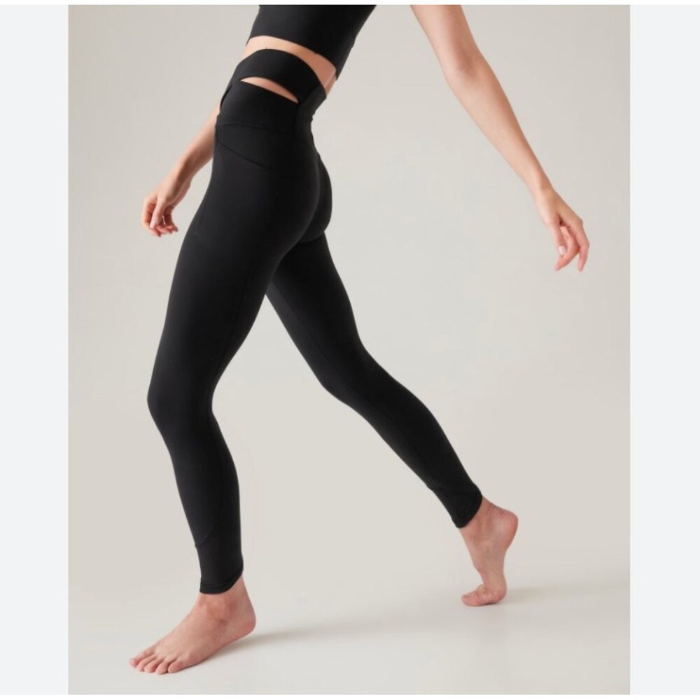 Athleta Salutation Stash Wrap Tight Black High Rise Yoga Leggings Pockets Large
